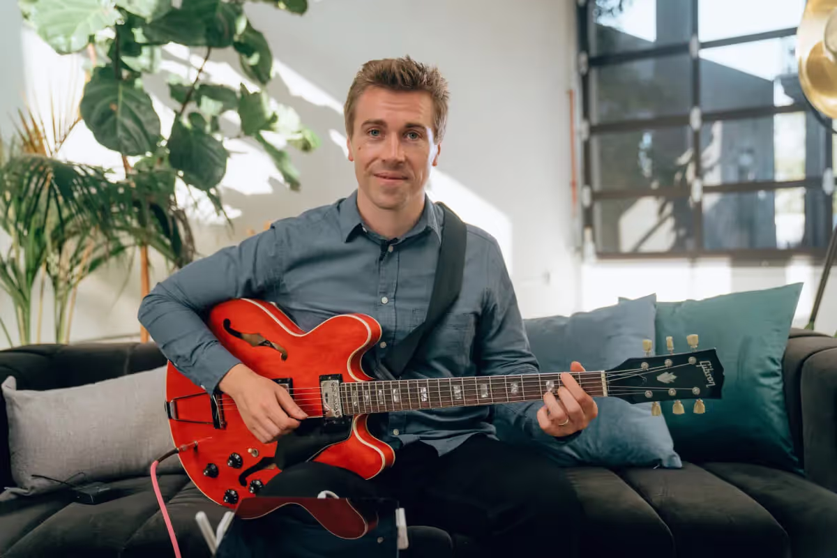 Guitar Fretboard Notes: Learn & Memorize Notes Easily